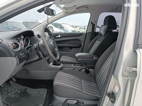 Ford Focus 2009 желтый - фото 30