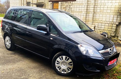 Opel Zafira 2012 черный - фото 7