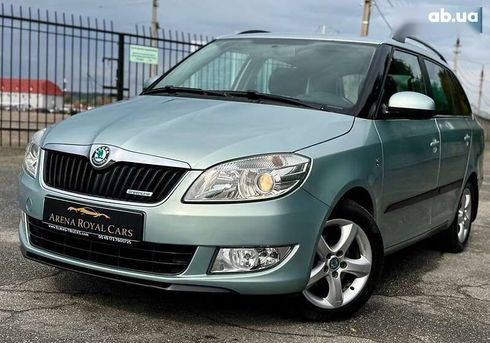 Skoda Fabia 2011 - фото 7