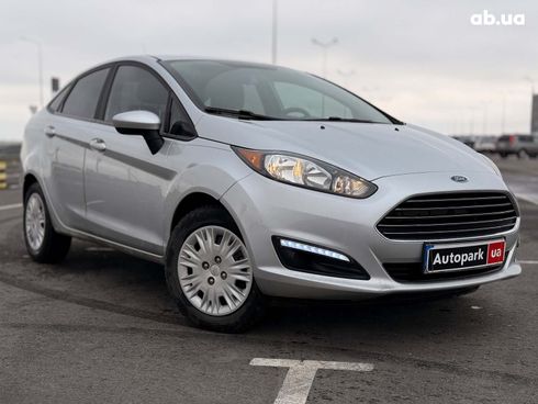 Ford Fiesta 2019 серый - фото 3