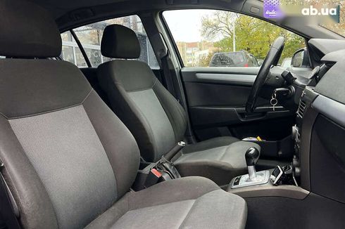 Opel Astra 2005 - фото 19