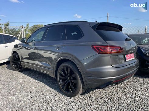 Volkswagen Touareg 2021 - фото 14