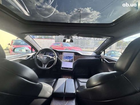 Tesla Model S 2018 - фото 21