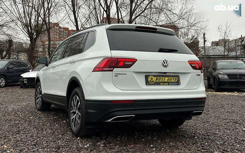 Volkswagen Tiguan 2018 - фото 4