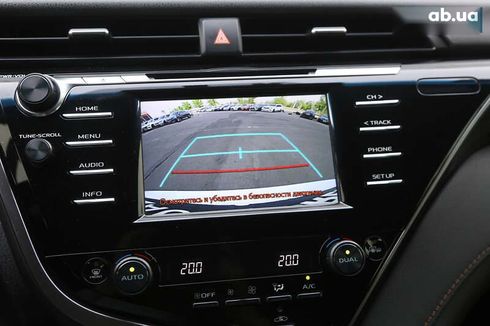 Toyota Camry 2019 - фото 18