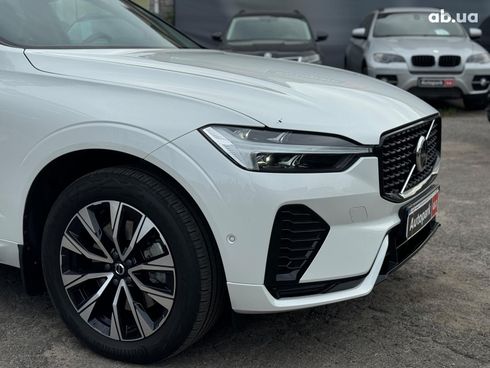 Volvo XC60 2023 белый - фото 7
