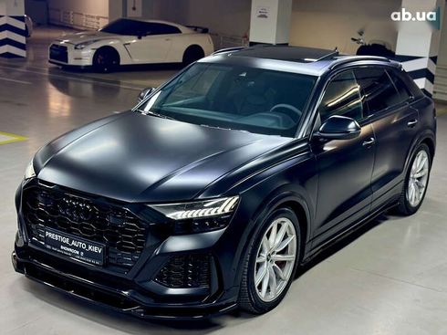 Audi RS Q8 2020 - фото 7