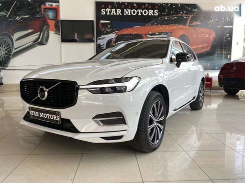 Volvo XC60 2020 - фото 2