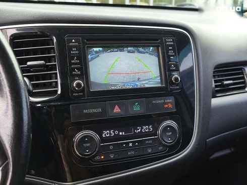 Mitsubishi Outlander 2016 - фото 19