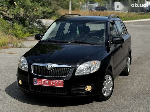 Skoda Fabia 2008 - фото 2