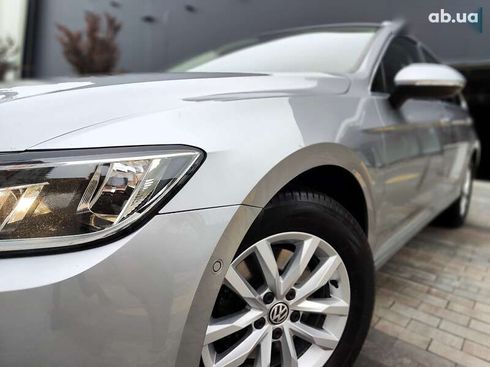 Volkswagen Passat 2019 - фото 2