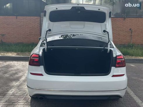 Volkswagen Passat 2017 - фото 7