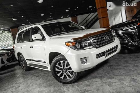 Toyota Land Cruiser 2014 - фото 4