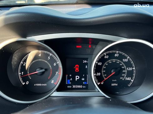 Mitsubishi Outlander 2010 коричневый - фото 30
