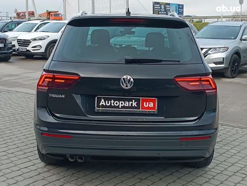 Volkswagen Tiguan 2019 черный - фото 7