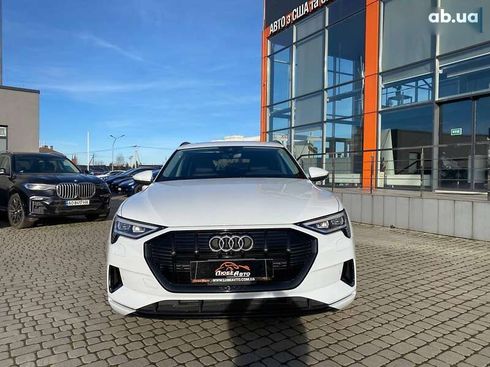Audi E-Tron 2021 - фото 2