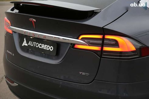 Tesla Model X 2018 - фото 8