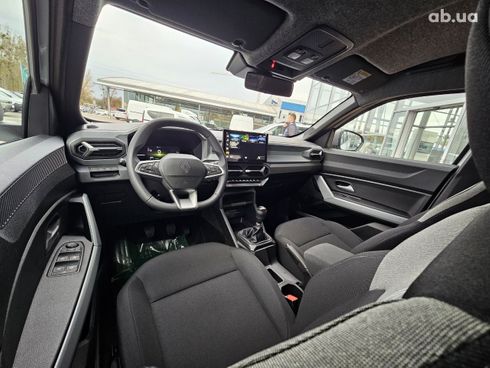 Renault Duster 2025 белый - фото 13