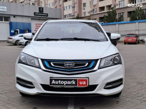 Geely Emgrand GT 2017 белый - фото 2