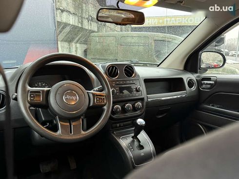 Jeep Compass 2012 - фото 16