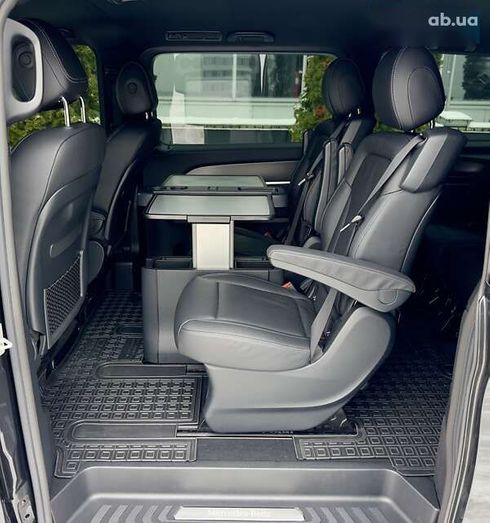 Mercedes-Benz V-Класс 2025 - фото 22