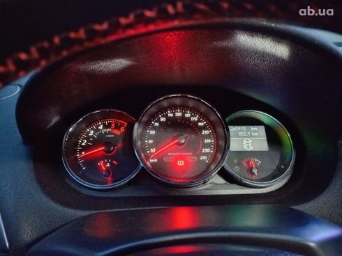 Renault Megane 2012 белый - фото 9