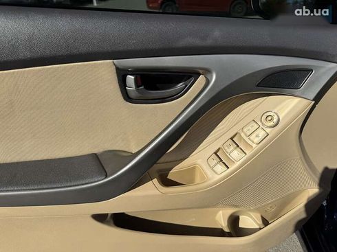 Hyundai Elantra 2013 - фото 10