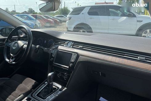 Volkswagen Passat 2015 - фото 22