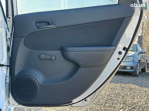 Hyundai i30 2011 - фото 23