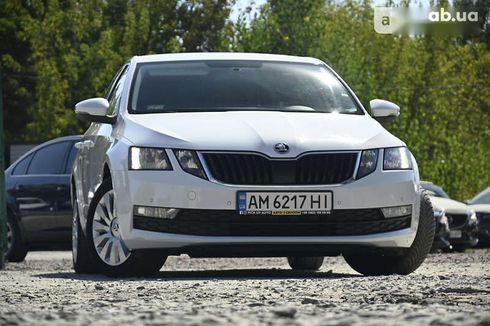 Skoda Octavia 2019 - фото 3