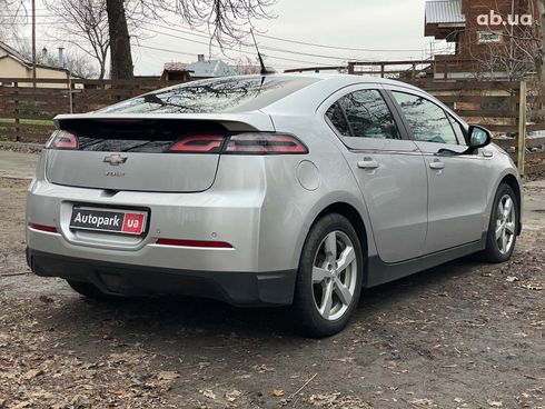 Chevrolet Volt 2014 серый - фото 7