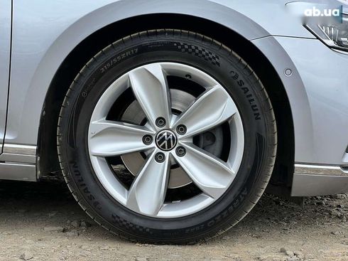 Volkswagen Passat 2022 - фото 25