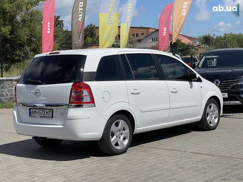 Opel Zafira 2009 - фото 17