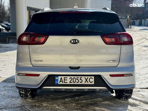 Kia Niro 2018 - фото 14