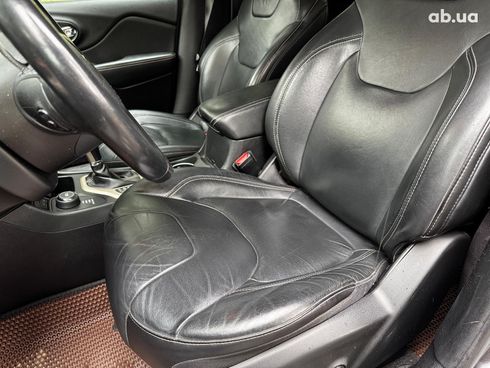 Jeep Cherokee 2015 серый - фото 19