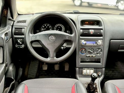 Opel Astra 2006 красный - фото 10