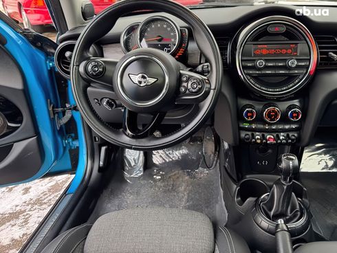 MINI Cooper S Hatch 2015 голубой - фото 11