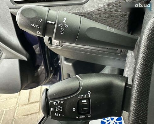 Peugeot 308 2018 - фото 15