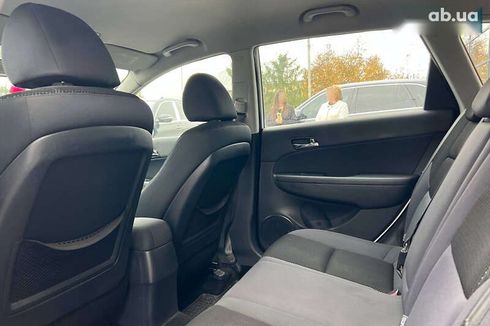 Hyundai i30 2010 - фото 18