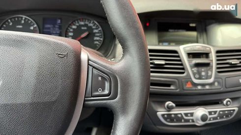 Renault Laguna 2011 - фото 26
