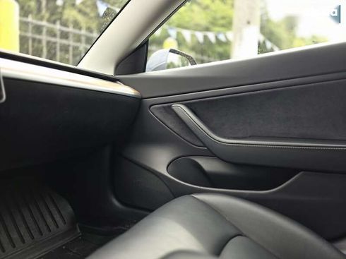 Tesla Model 3 2020 - фото 13