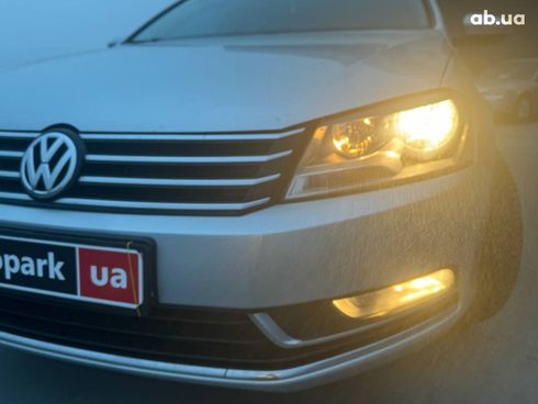 Volkswagen passat b7 2011 серый - фото 2