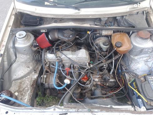 Volkswagen Jetta 1986 бежевый - фото 8