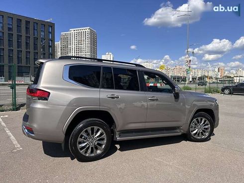Toyota Land Cruiser 2023 - фото 14