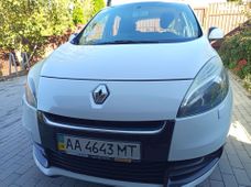 Продаж вживаних Renault Scenic в Києві - купити на Автобазарі