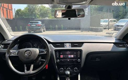 Skoda Octavia 2018 - фото 10