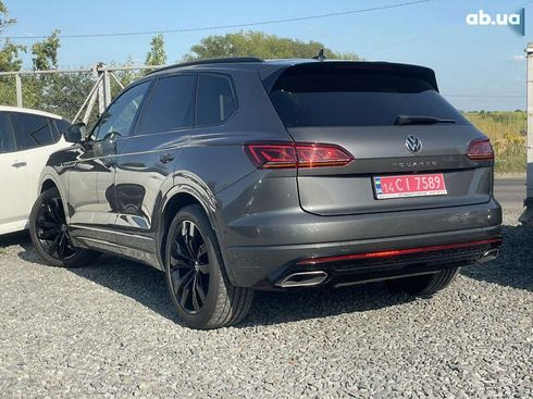 Volkswagen Touareg 2021 - фото 16