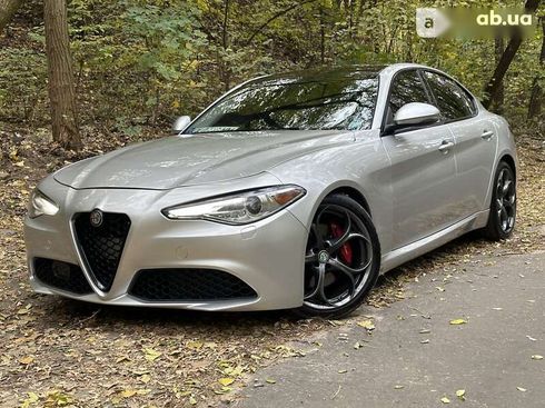 Alfa Romeo Giulia 2017 - фото 3