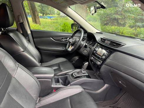 Nissan Rogue 2017 серый - фото 25