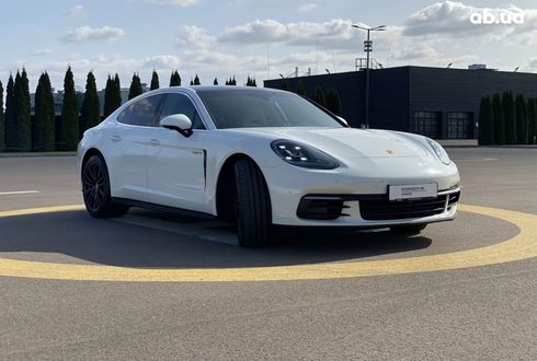 Porsche Panamera 4 E-Hybrid 2023 - фото 8